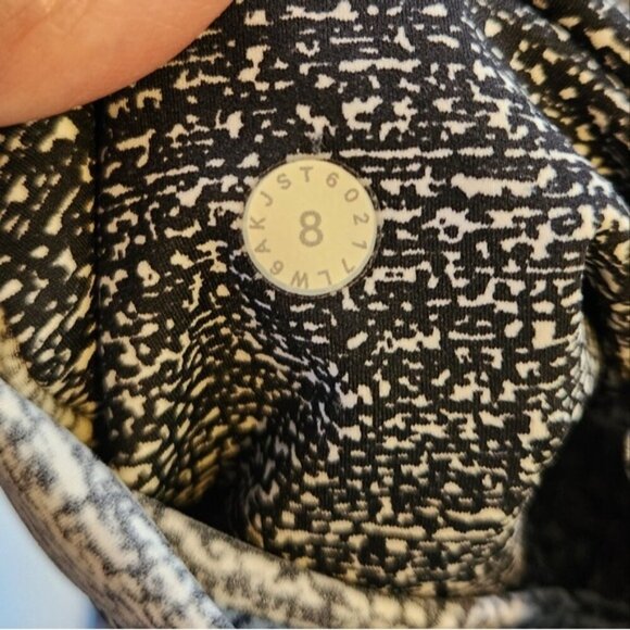 Lululemon Fast & Free Crop II Leggings Nulux 19" Salt Alpine White Black Active - Picture 10 of 11